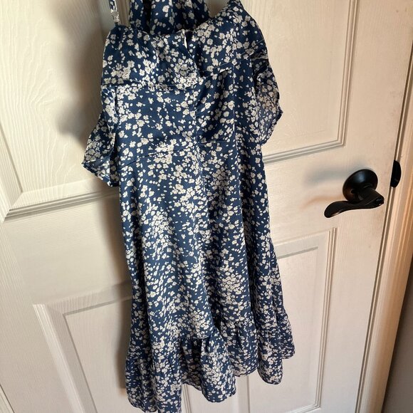 Beautiful Floral Blue Dress Size L - Picture 5 of 7